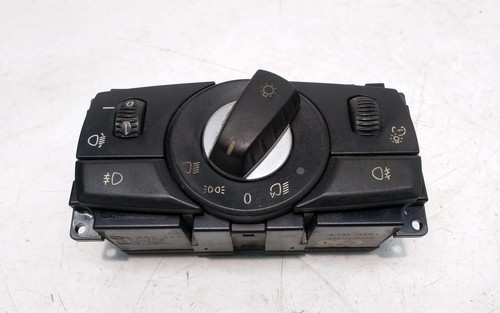 BMW 5 E60 Scheinwerferschalter 6988555 2.00 Diesel 2007 28588161