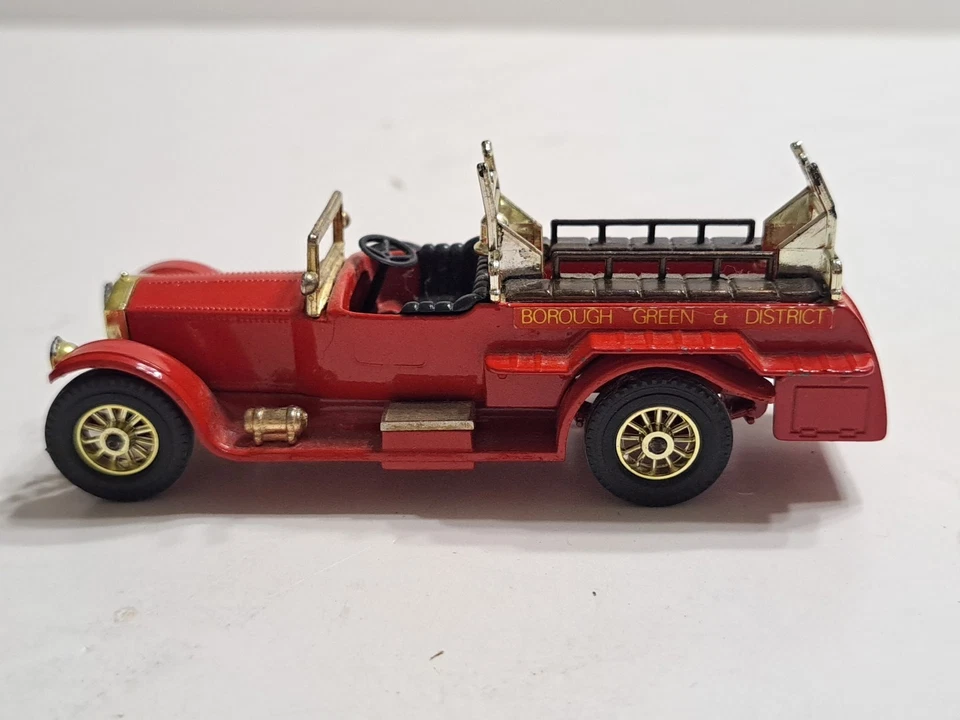 MATCHBOX MODELS OF YESTERYEAR ROLLS ROYCE FIRE ENGINE TRUCK - Image 3 of 4