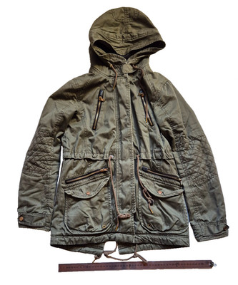Bershka ''Wild Hearts Can't Be Broken'' Olive Green Hooded Parka Jacket   Size S