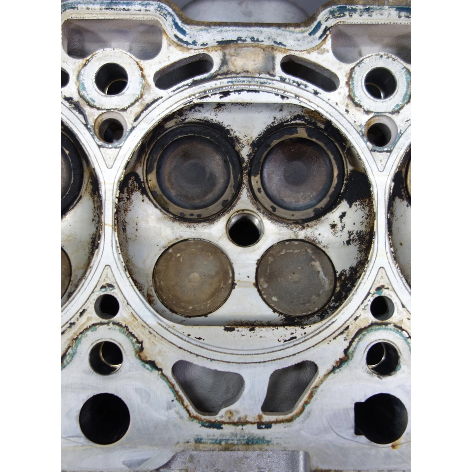 BMW E63 650i E60 550i N62TU 2006-2010 4,8 L V8 banco 2 culatas desnudo 115 k OEM Foto 4 de 4