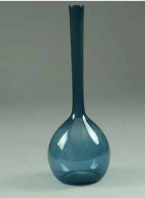 Arthur Carlsson Percy Gullaskruf Sweden blue green pencil neck