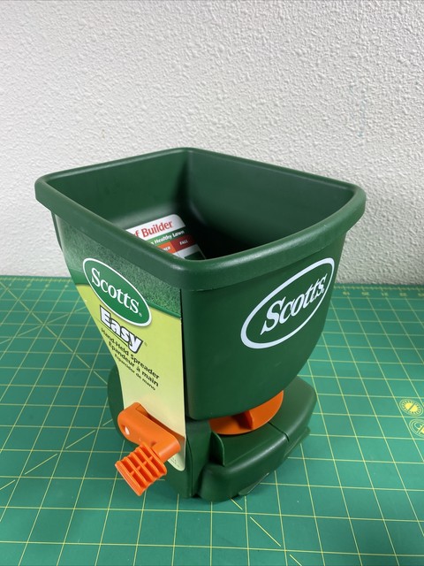 turf builder fertilizer spreader