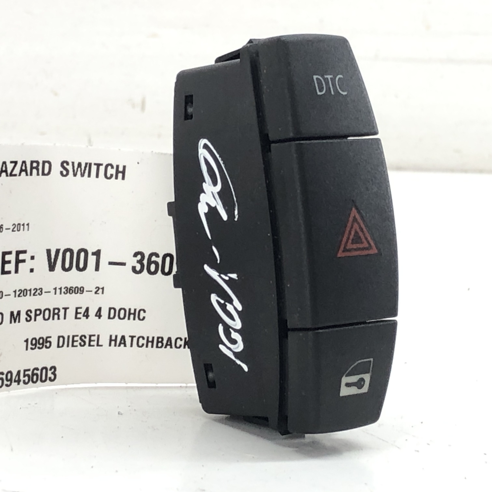 Bmw 118 1 Seriesd M Sport E81 2007 HAZARD CENTRAL LOCKING SWITCH 