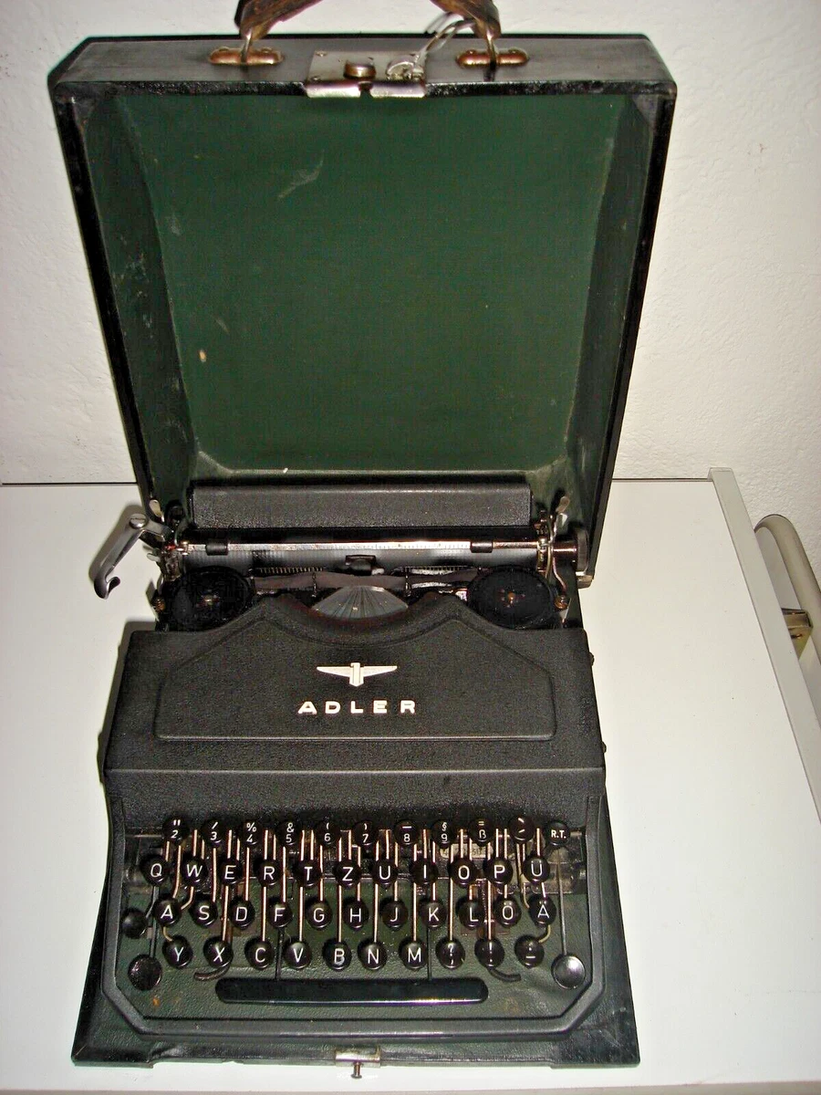 Macchina da scrivere gialla (anni '80), | Deesup