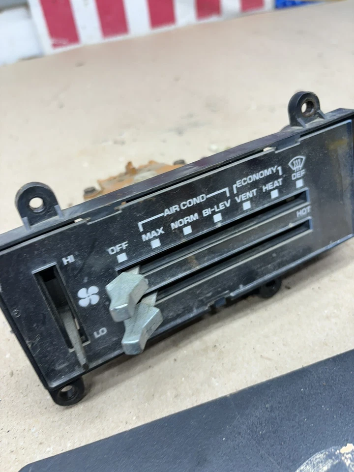 1981 1987 CHEVROLET GMC K10 K5 K20 K30 Heater Heat Ac Air Control Switch Assembl - Image 4 of 4