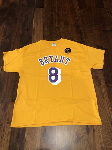 Kobe Bryant LA Lakers Tribute T-Shirt XL 1/31/20 Staples Center w/ Game Ticket - Picture 1 of 7
