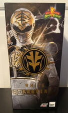 Figura de acción Threezero Mighty Morphin Power Rangers (MMPR) White Ranger 1/6