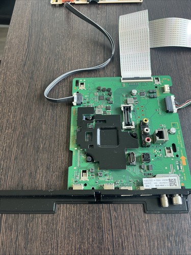 Parts für Samsung GU43TU8079U Main Board + Netzteil Platine TV Platine
