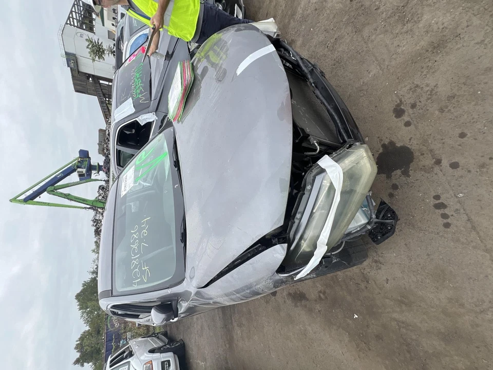 Medidor de velocímetro usado se adapta a: Nissan Rogue Cluster 2015 VIN 5 primer dígito construido en EE. UU. Foto 4 de 4