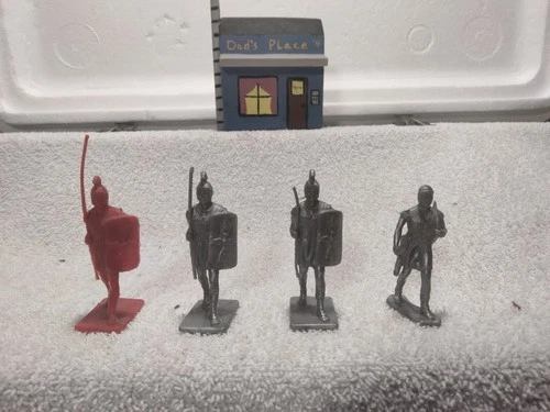Vintage 1950-60's Marx Ben Hur ? Playset Roman Soldier Plastic Figure Lot of 4