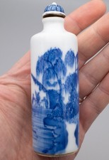 Fine Chinese Antique Blue White Porcelain Snuff Bottle With Landscape 19th-20thC