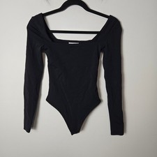 Babaton Size XS Contour Square Neck Long Sleeve Bodysuit Aritzia Black Seamless