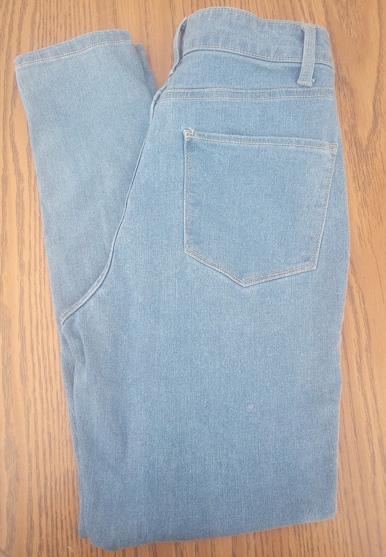 Womens No Boundaries Jeans junior size 7