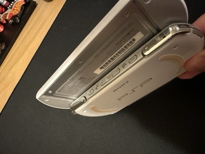 Buy Sony PSP Go 16GB Handheld System - Pearl White online | eBay