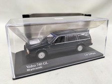 MINICHAMPS GREEN METALLIC Volvo 740GL 1986