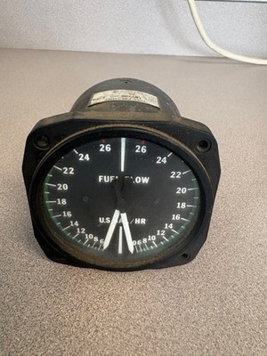 UNITED INSTRUMENTS FUEL PRESSURE INDICATOR P/N 6223 Untested