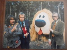 THE GOODIES-BILL ODDIE AND TIM BROOKE-TAYLOR-VERY RARE!!-8X10 AUTOGRAPH PICTURE