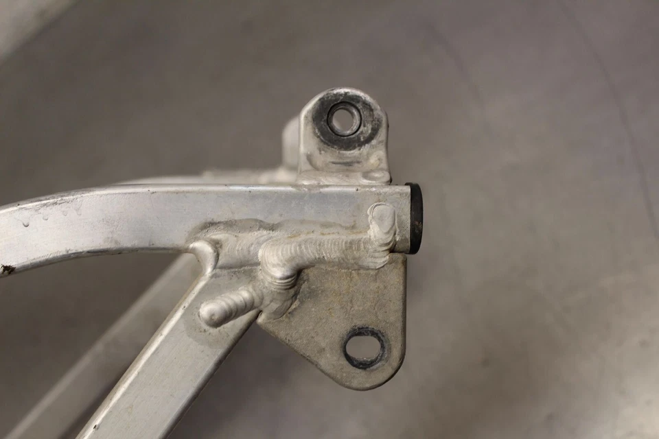 Submarco trasero Yamaha YZ450F 2003 B301 Foto 2 de 4