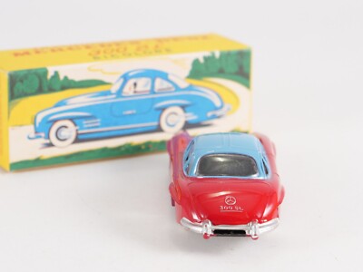 Quiralu Mercedes-Benz 300 SL bicolore 1/43 neuf en boîte production récente