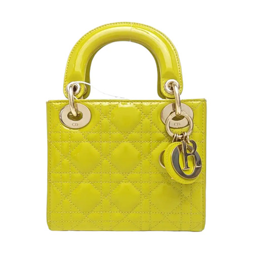 【Authentic】 DIOR Lady Dior Yellow Patent leather Handbags (DDP)