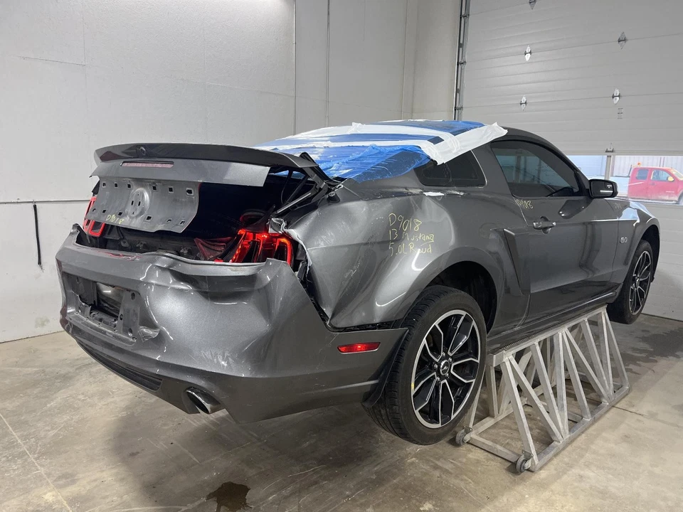 Used Front Center Interior Rear View Mirror fits: 2013 Ford Mustang automatic di - Image 4 of 4