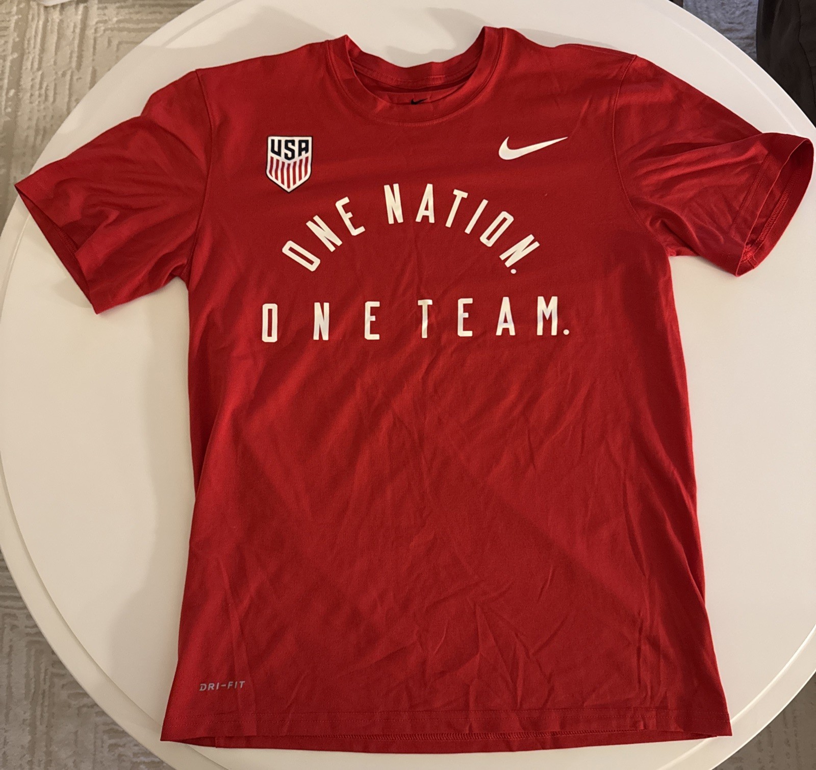 Nike Tee USA Soccer T-Shirt Red Dri-Fit US National Team USMNT Training Size M
