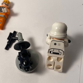 LEGO Star Wars Wes Janson Set 75098 UCS Hoth Pilot  Stormtrooper  accessories