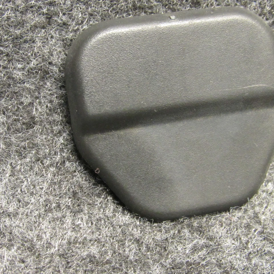 1993-1997 Volvo 850 Front Door Handle Inner Trim Screw Cover Conceal Black 63881 - Image 2 of 3