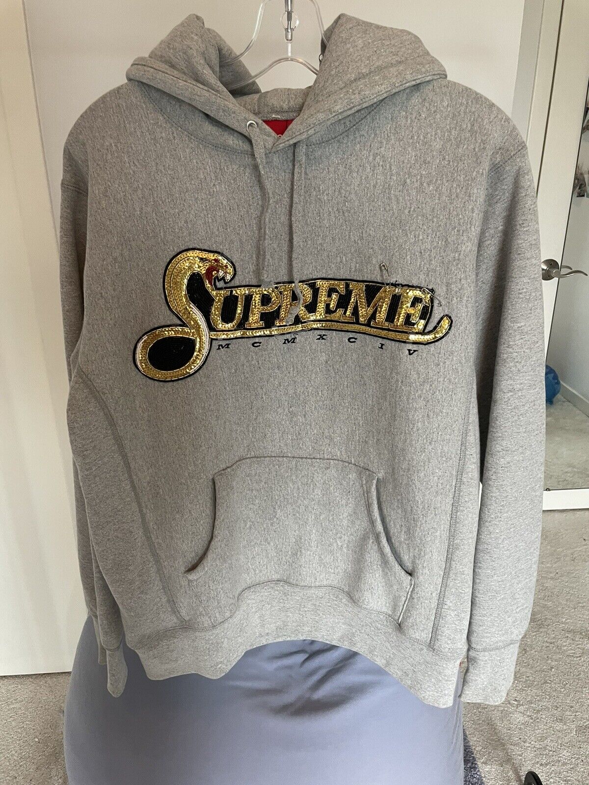 SUPREME NEW YORK Serpant Sequin Sweatshirt Hoodie SOLD OUT MEDIUM *repair*