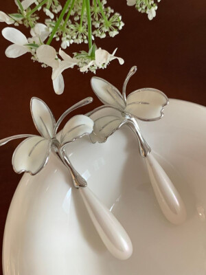Iris Flower Drop Earrings Water Shape Studs Elegant Fashion  for Women