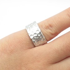 925 Sterling Silver Vintage Hammered Finish Band Ring Size 6.25
