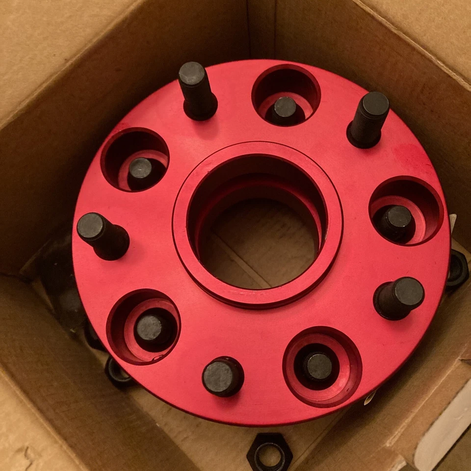 Espaciadores de rueda Rugged Ridge 11300; 1,5 pulgadas; para Jeep Wrangler JK 07-14 Foto 3 de 4