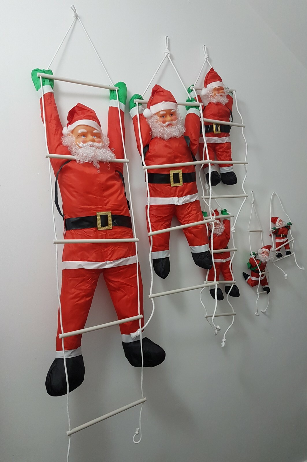 SOL90 NEW 90cm Santa Climbing Rope Ladder Outdoor Christmas Garden