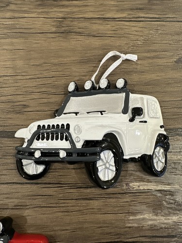 Jeep Personalized Christmas Ornament - Picture 3 of 5