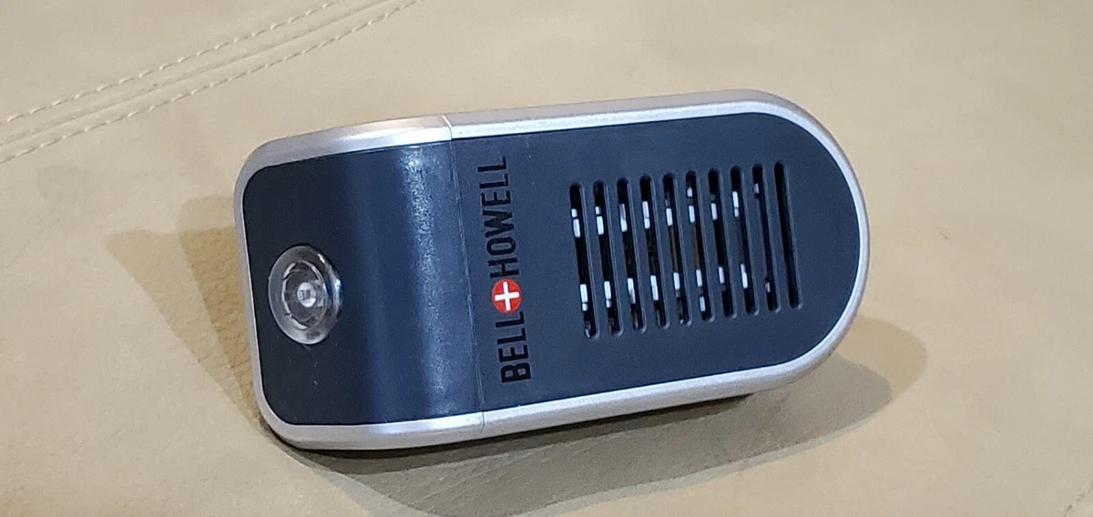 Bell Howell Plug In Ionic Maxx Air Purifier Ionizer Model 8676