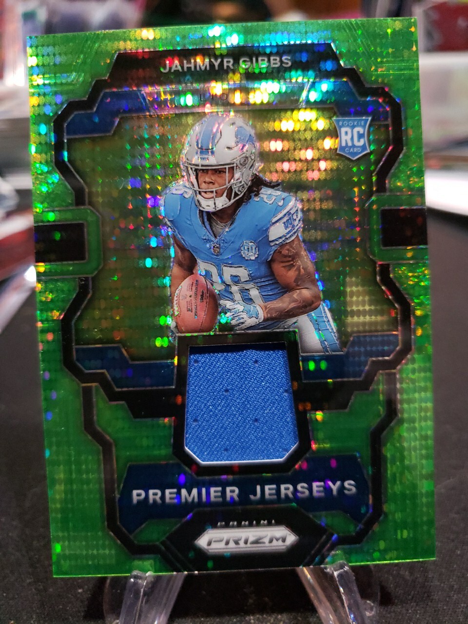 JAHMYR GIBBS 2023 Panini Prizm GREEN PULSAR ROOKIE PATCH Premier Jerseys #PJ-JG