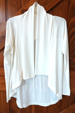 ATHLETA Nirvana Wear Two Ways Wrap, XXS S-M   New With Tags.  Ivory.
