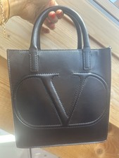 Valentino Garavani VLogo Tasche, schwarzes Leder