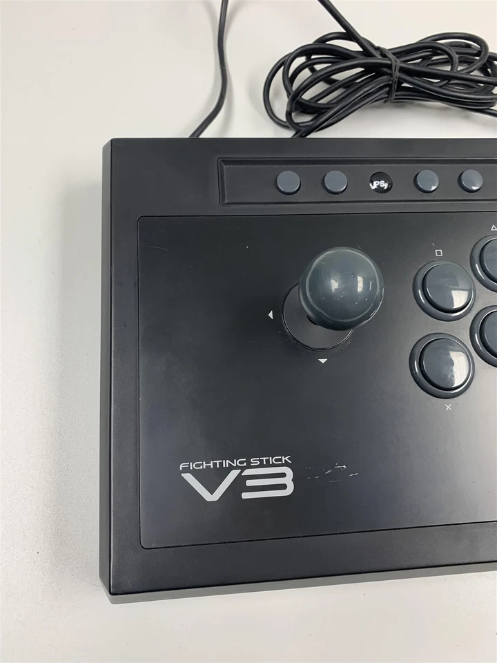 Controlador Arcade con Cable HORI Fighting Stick V3 HP3-59 PS3 USADO Fight Stick Foto 2 de 4