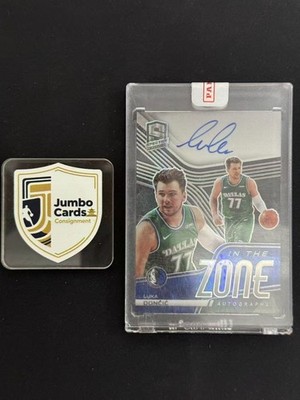 Luka Doncic 2020-21 Panini Spectra In the Zone Auto Gold #06/10 Encased