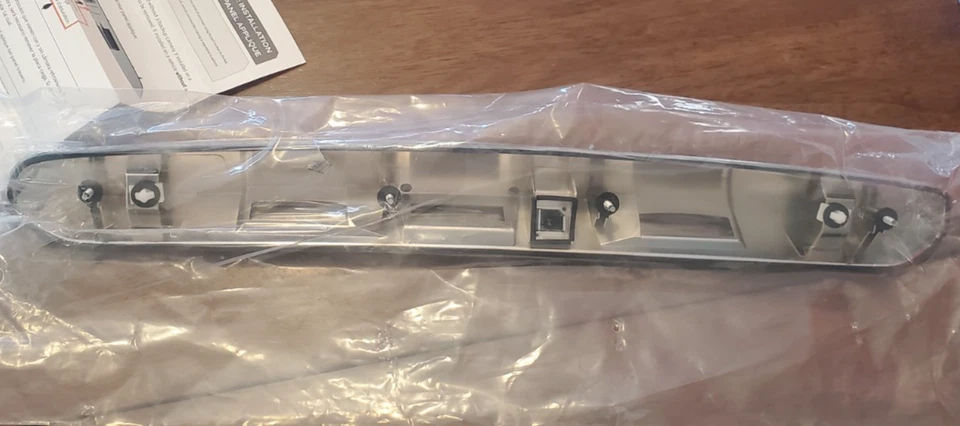 Borde de manija de puerta levadiza Dorman 97943 para Nissan Pathfinder 13-19 Foto 2 de 4