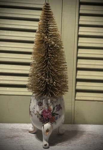Easter Bottle Brush Tree Nestled inside a vintage Floral China Easter Egg - Picture 4 of 19