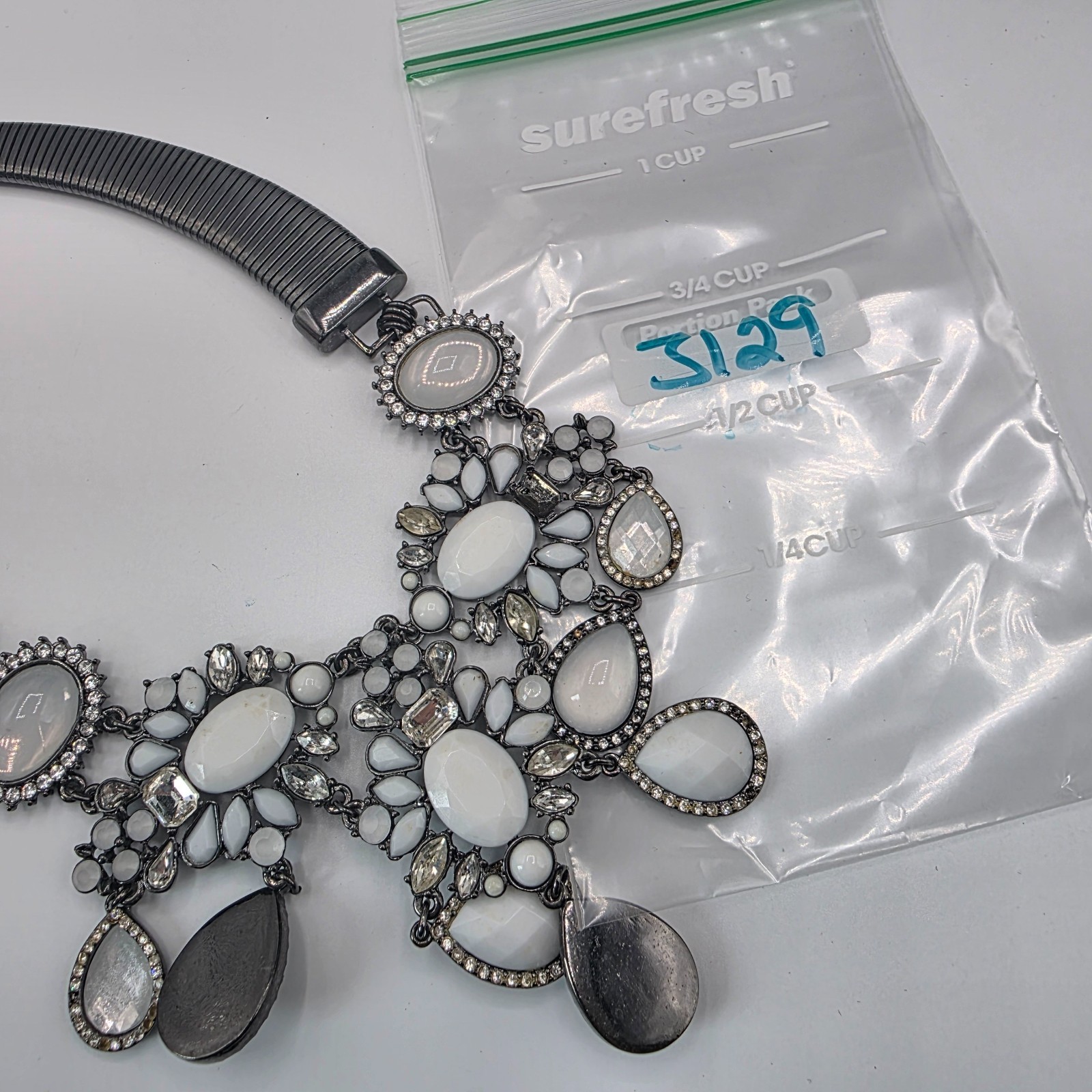 Express Womens Chunky Statement Silver Tone Neckl… - image 10