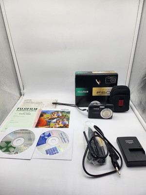 Fujifilm Finepix F60 fd - Digitalkamera - Mit OVP - Inkl. Zubehörpaket 