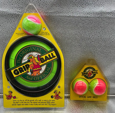 Vintage The Original and Official Grip Ball Game 1991 with 2 extra balls ALL NEW