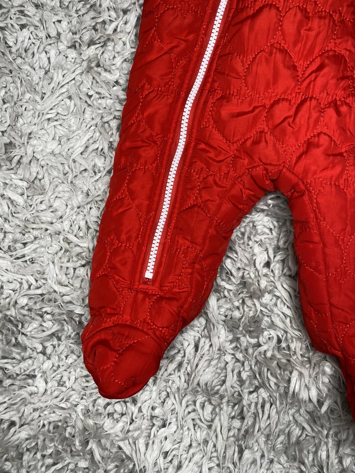 Traje de nieve Bunting para bebé niña de Koala Baby. Talla 6-9 meses. Excelente estado usado. Foto 2 de 4