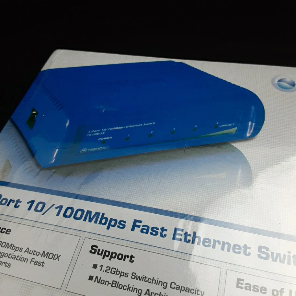 TRENDnet 5-Port 10/100Mbps Ethernet Switch TE100-S5 Brand  Blue new - Image 2 of 4