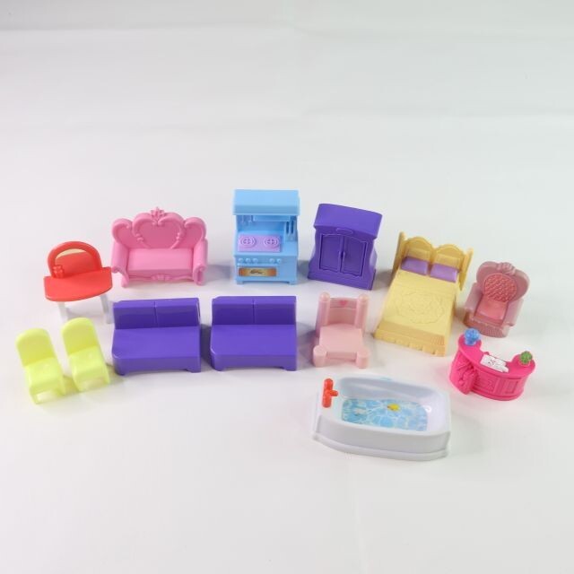 Lot 13 Pieces Doll House Furniture Bed Sofa Chair Bathtub Plastic