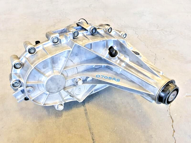 20002002 Chevrolet Chevy Suburban 1500 Transfer Case Opt NP8 Automatic