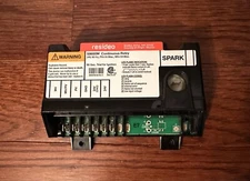 Resideo S8600M Continuous Retry Spark Ignition Control Module Raypak 106 Heater